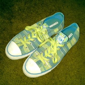 Multi color green converse women’s size 10